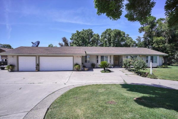 4611 HEATHER HILLS LN, OAKDALE, CA 95361 - Image cb9657ddb4b87911eca8c8d760e5cb72/802067339