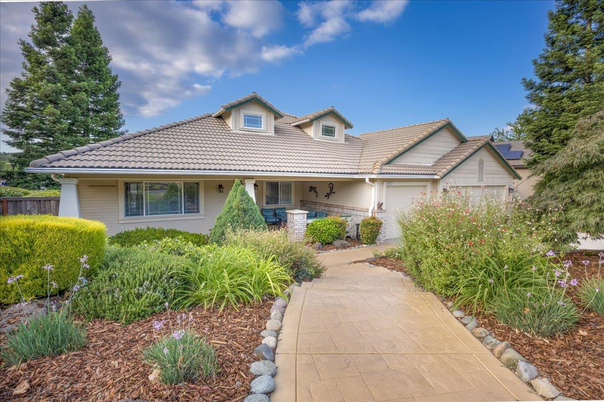 3417 Thornhill Drive