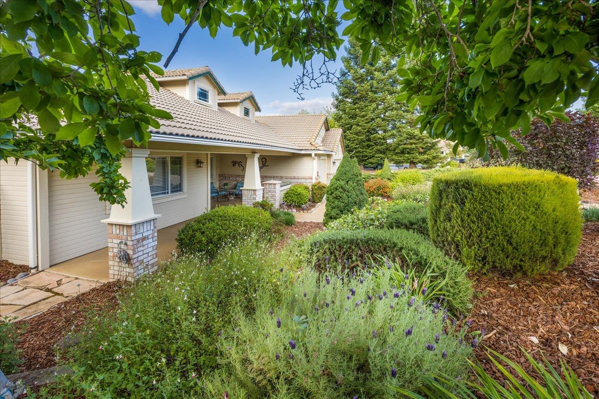 3417 Thornhill Drive
