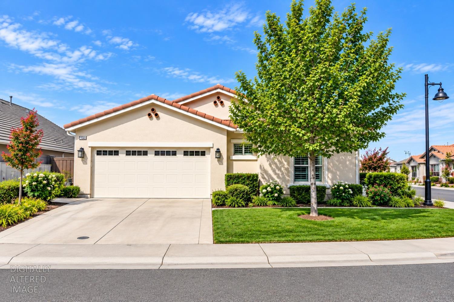 3139 Golden Trail Street