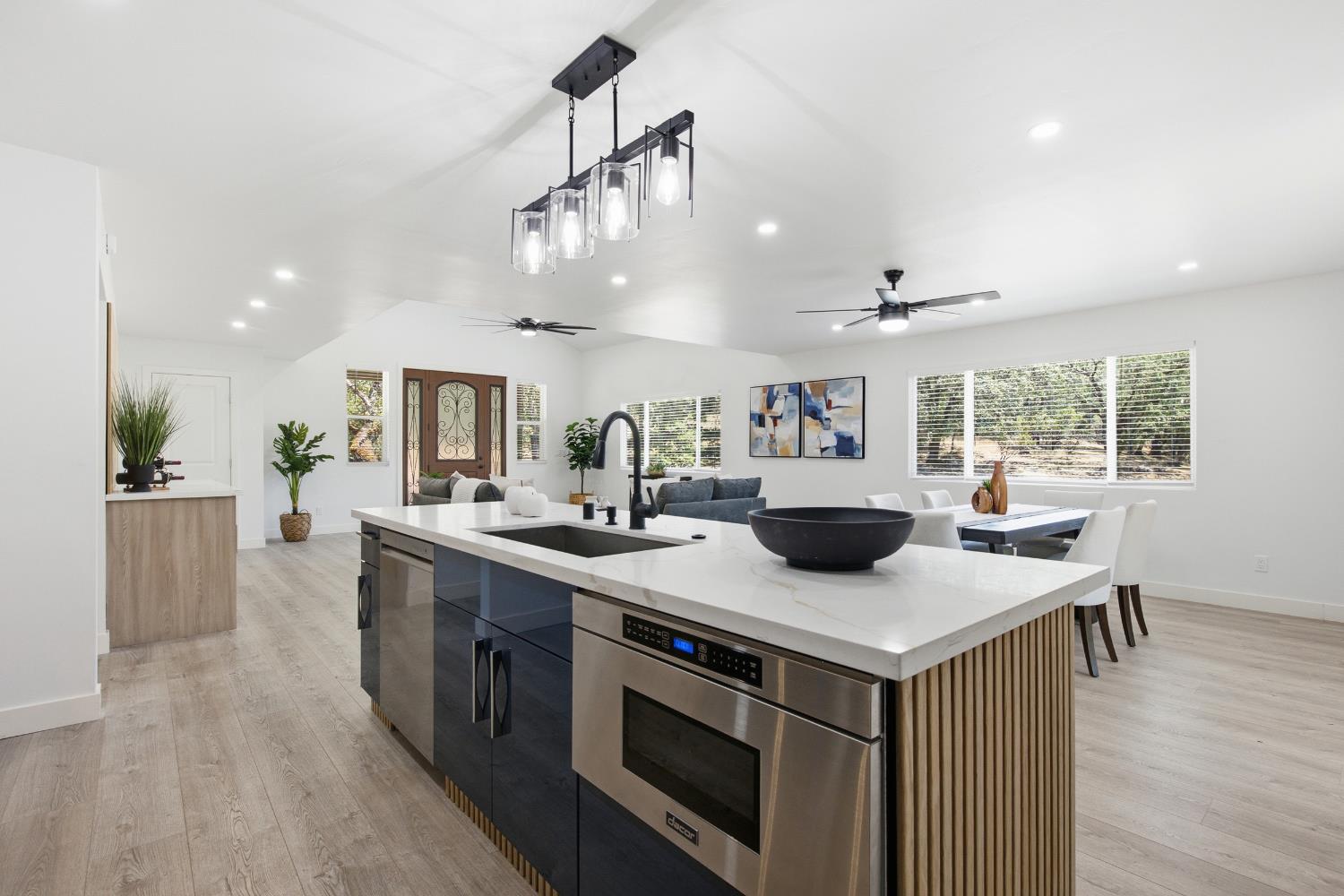 2202 Big Nugget Court