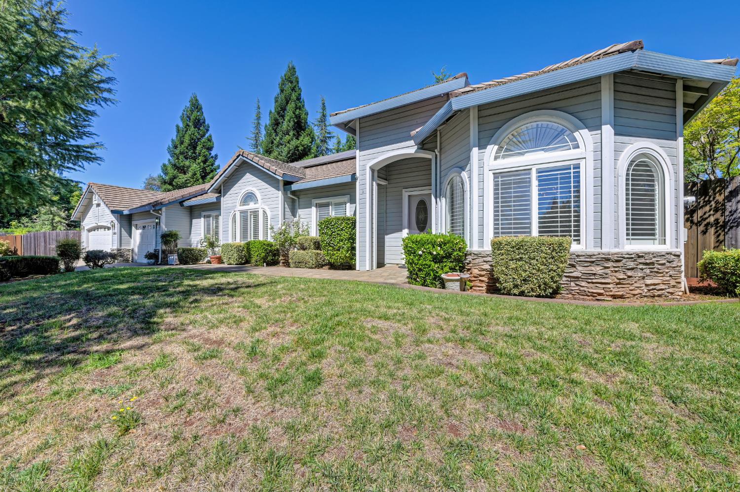 2901 Thrasher Court