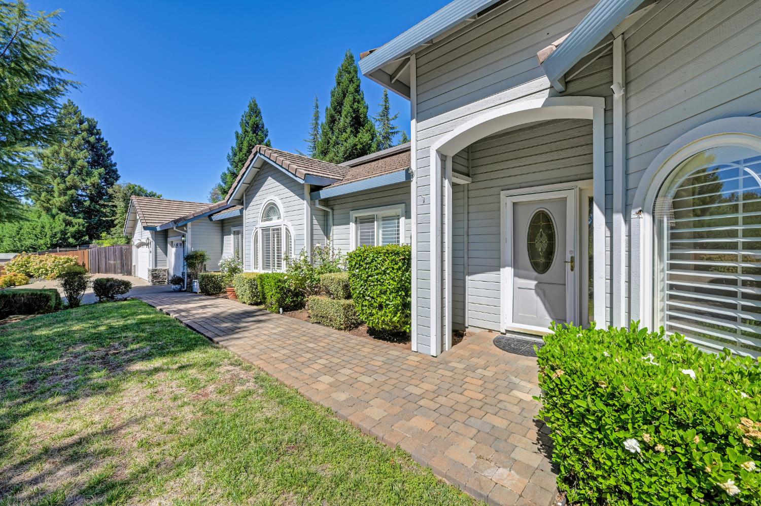 2901 Thrasher Court