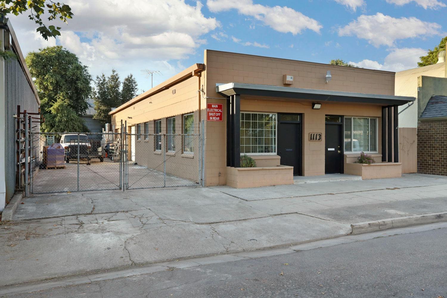 1113 E Roosevelt Street