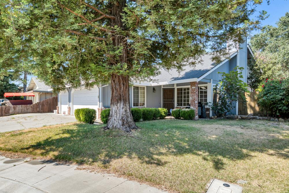 908 Sun Valley Court