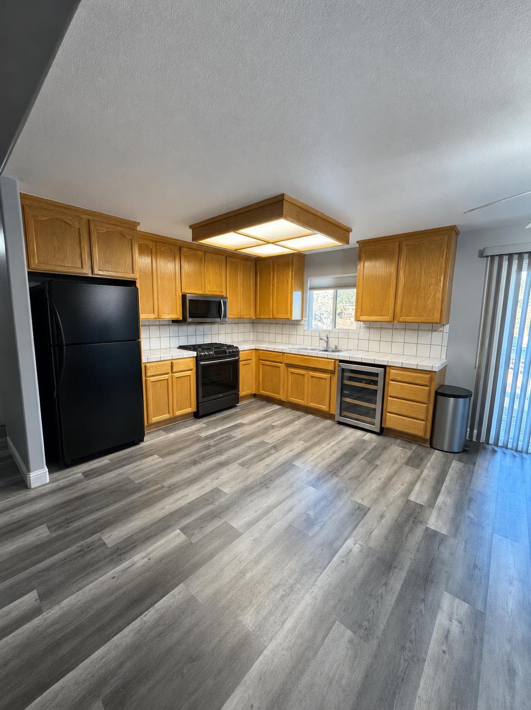 2433 S Highway 26