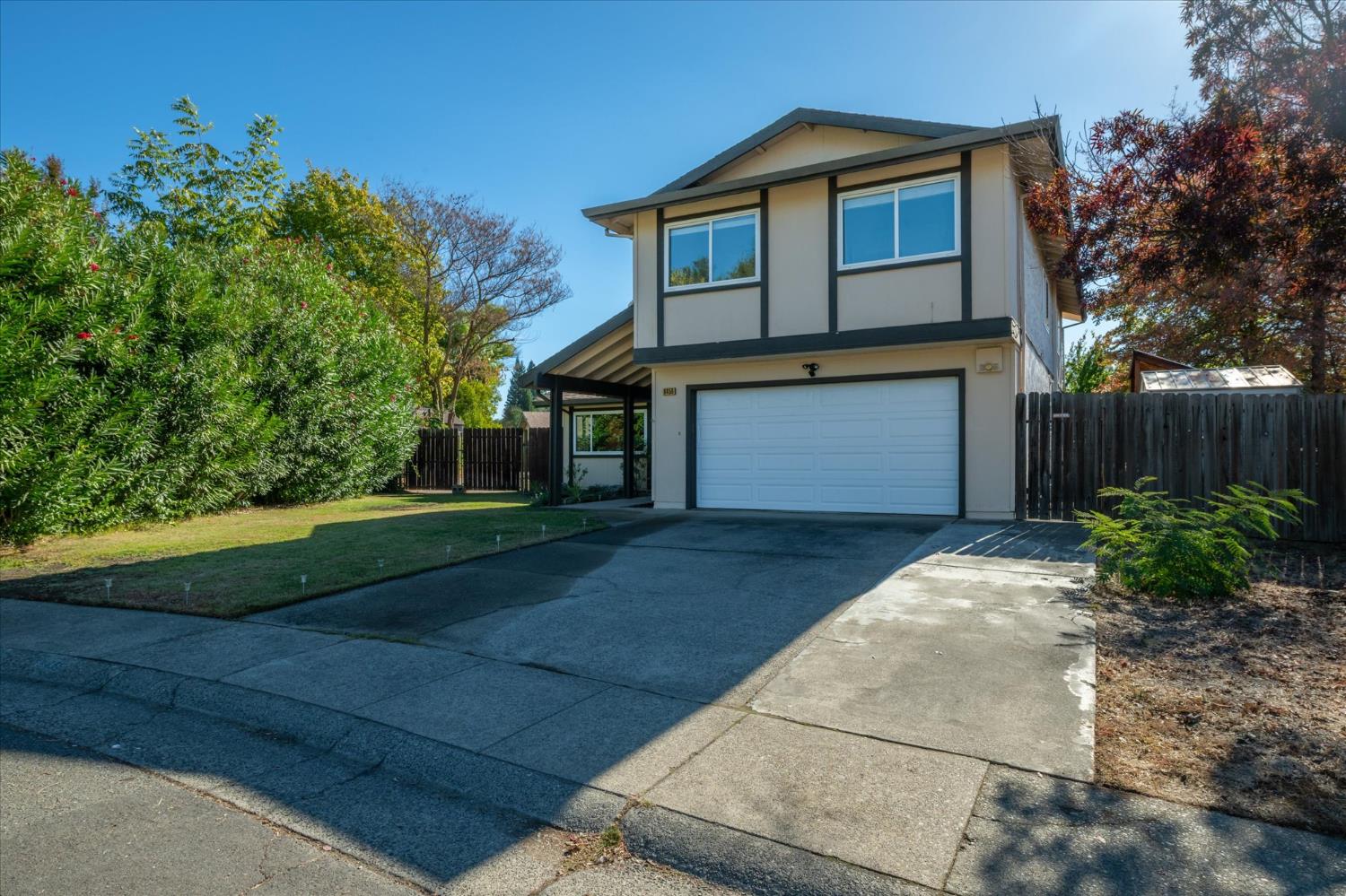 8456 Hedera Court