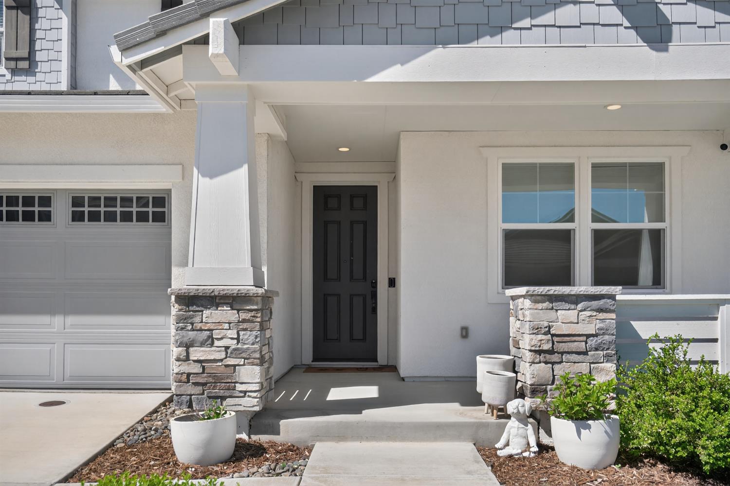 183 Michael Cox Lane