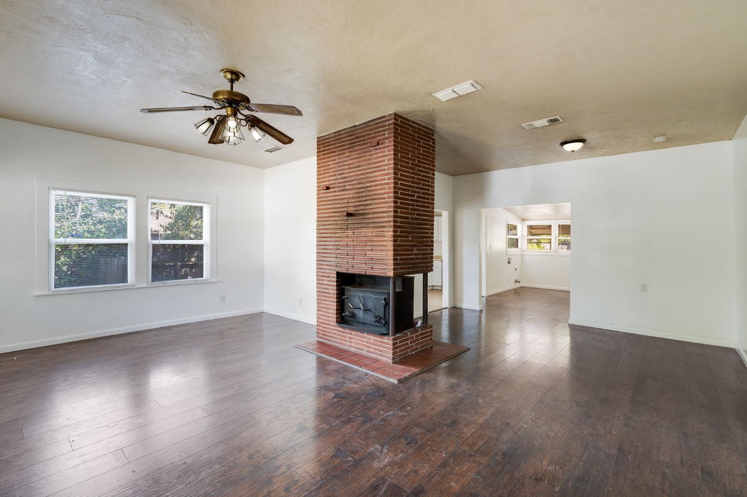 3128 Clay Street