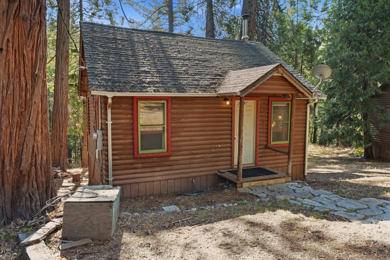 22987 N Tuolumne Road