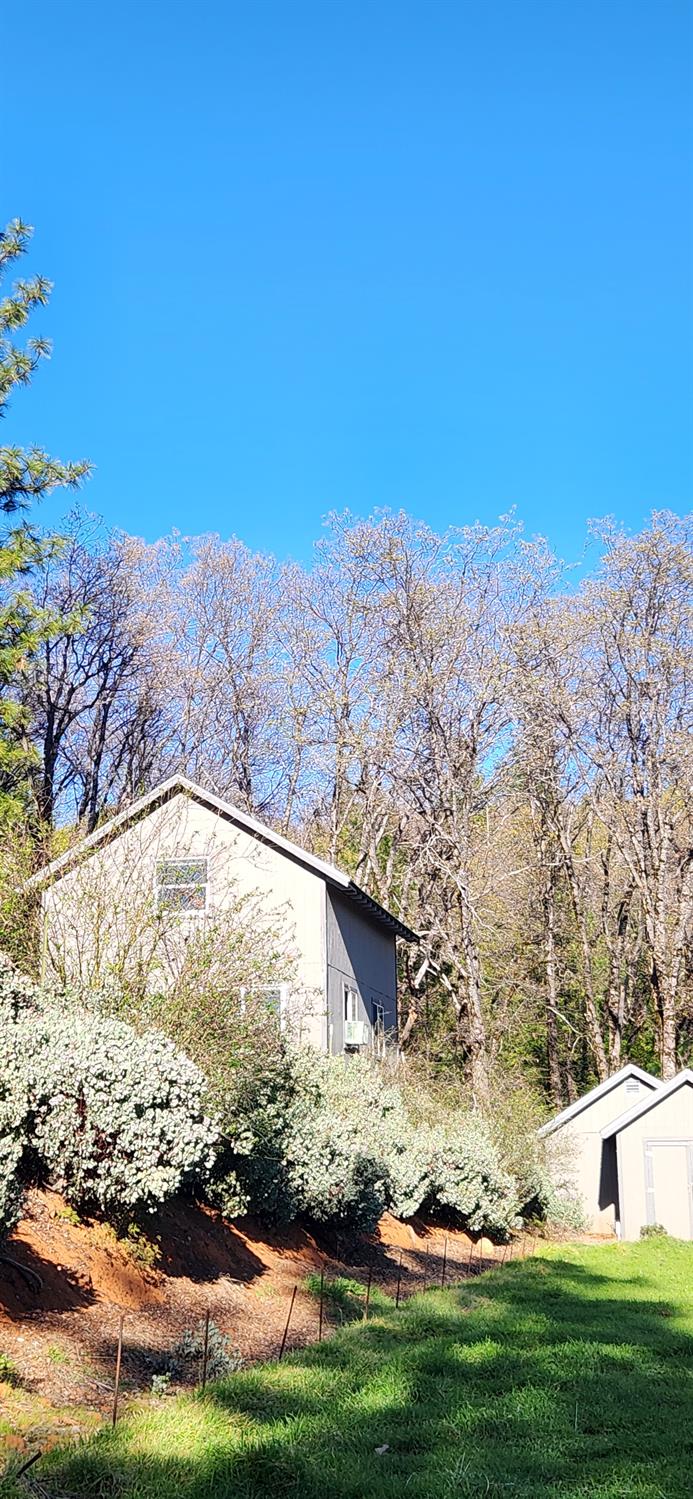 18645 Blue Ridge Rd.