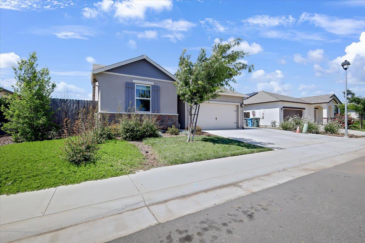 5602 Sunhaven Street