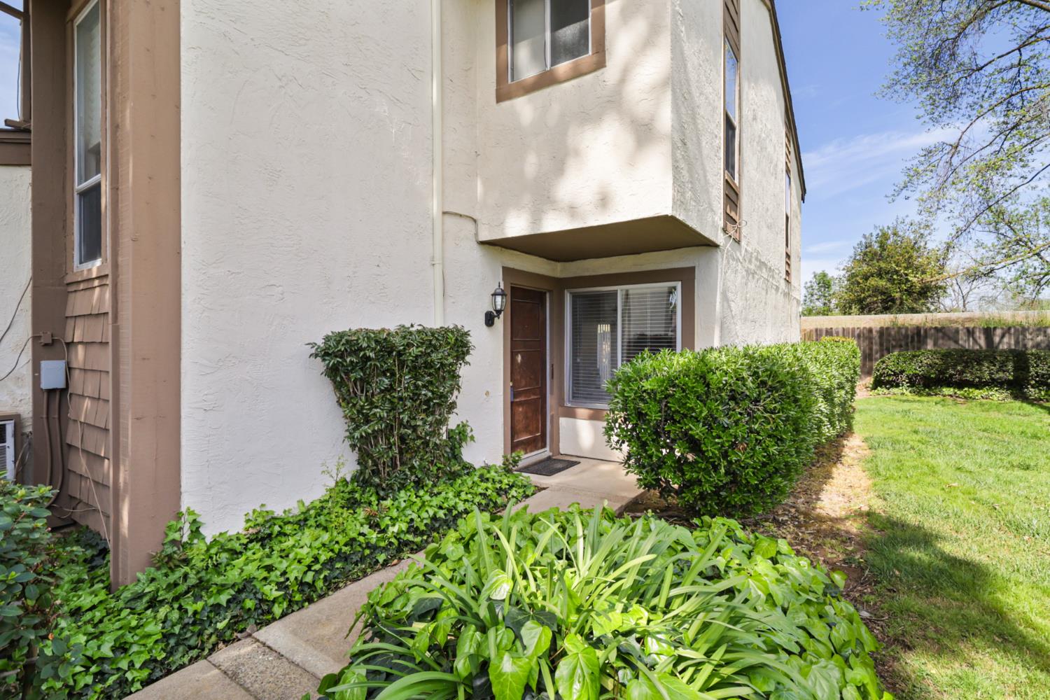 2544 Rio Bravo Circle