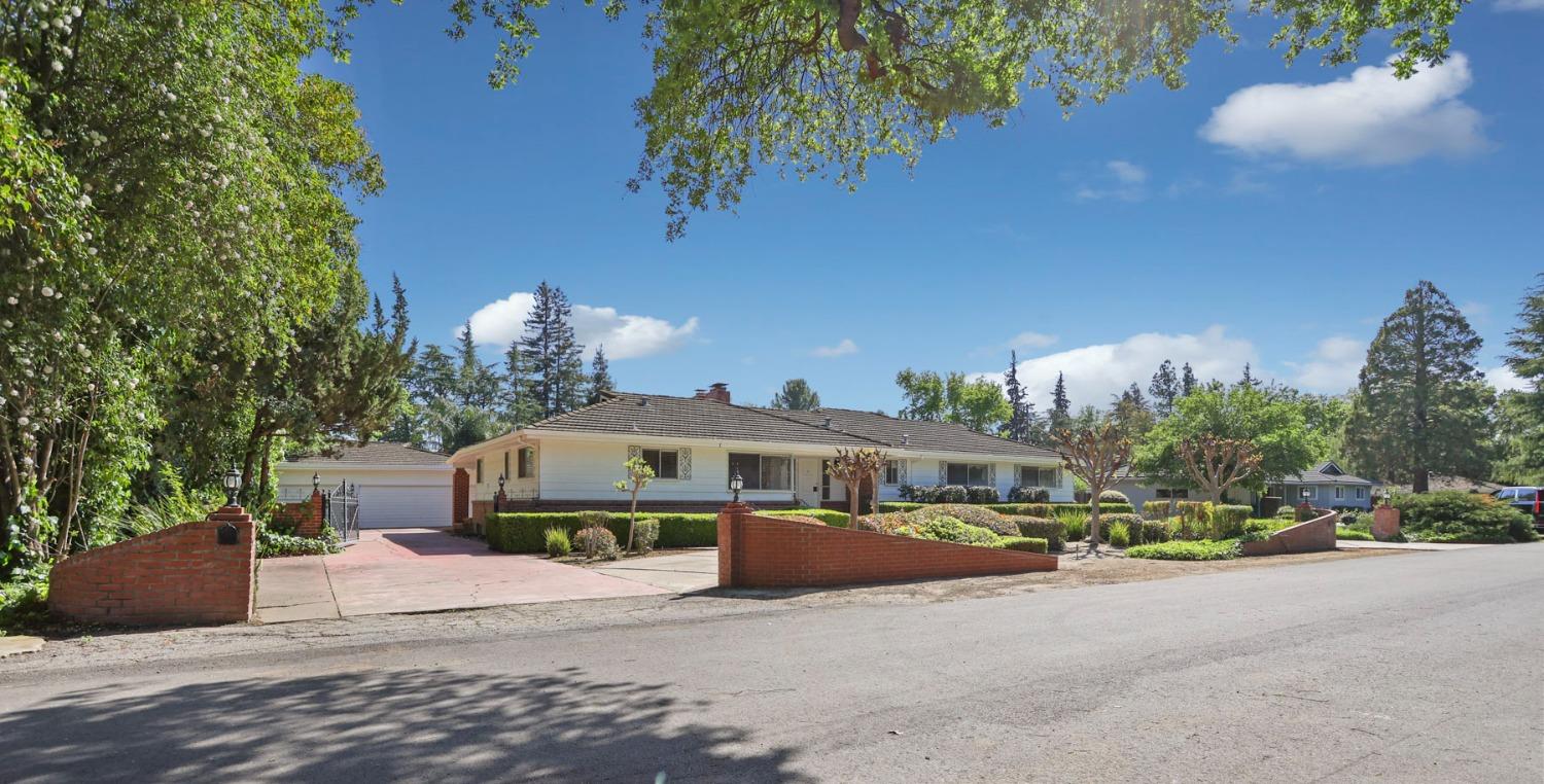 5342 Harwood Lane