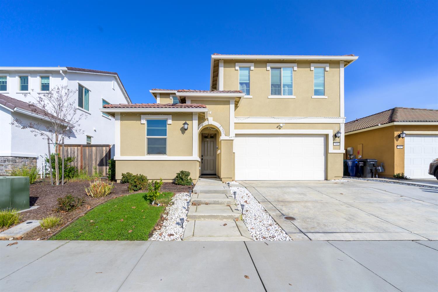 7666 Ocean Park Drive