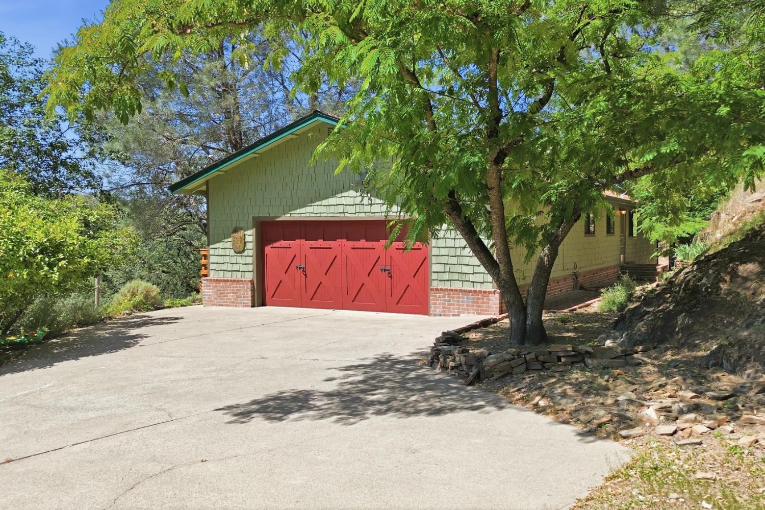 6060 Terras Path