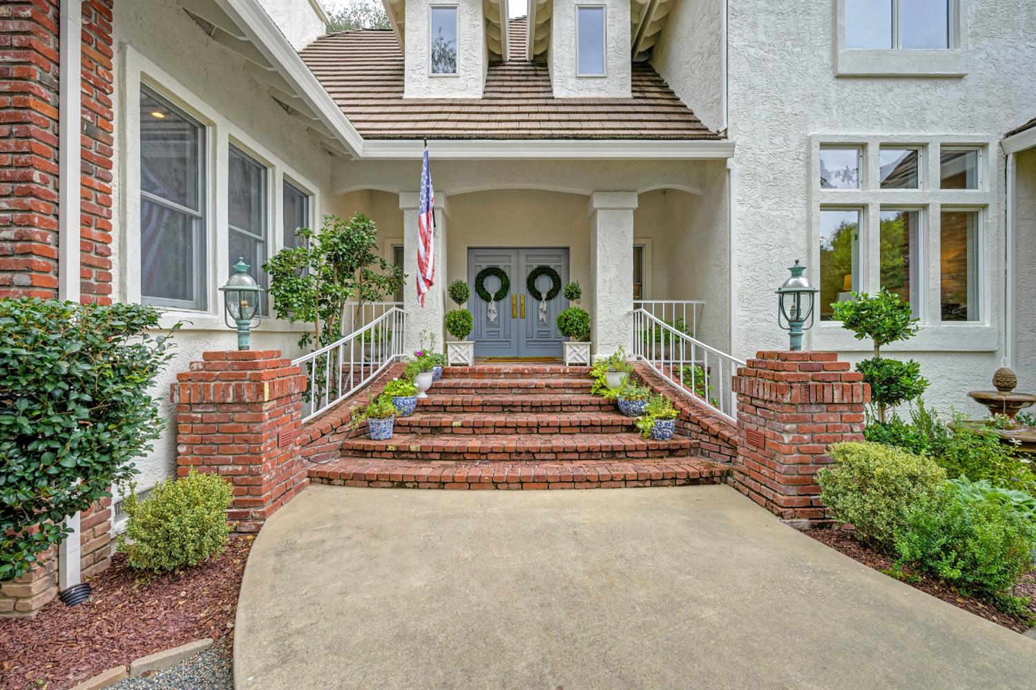 4931 Lexington Circle