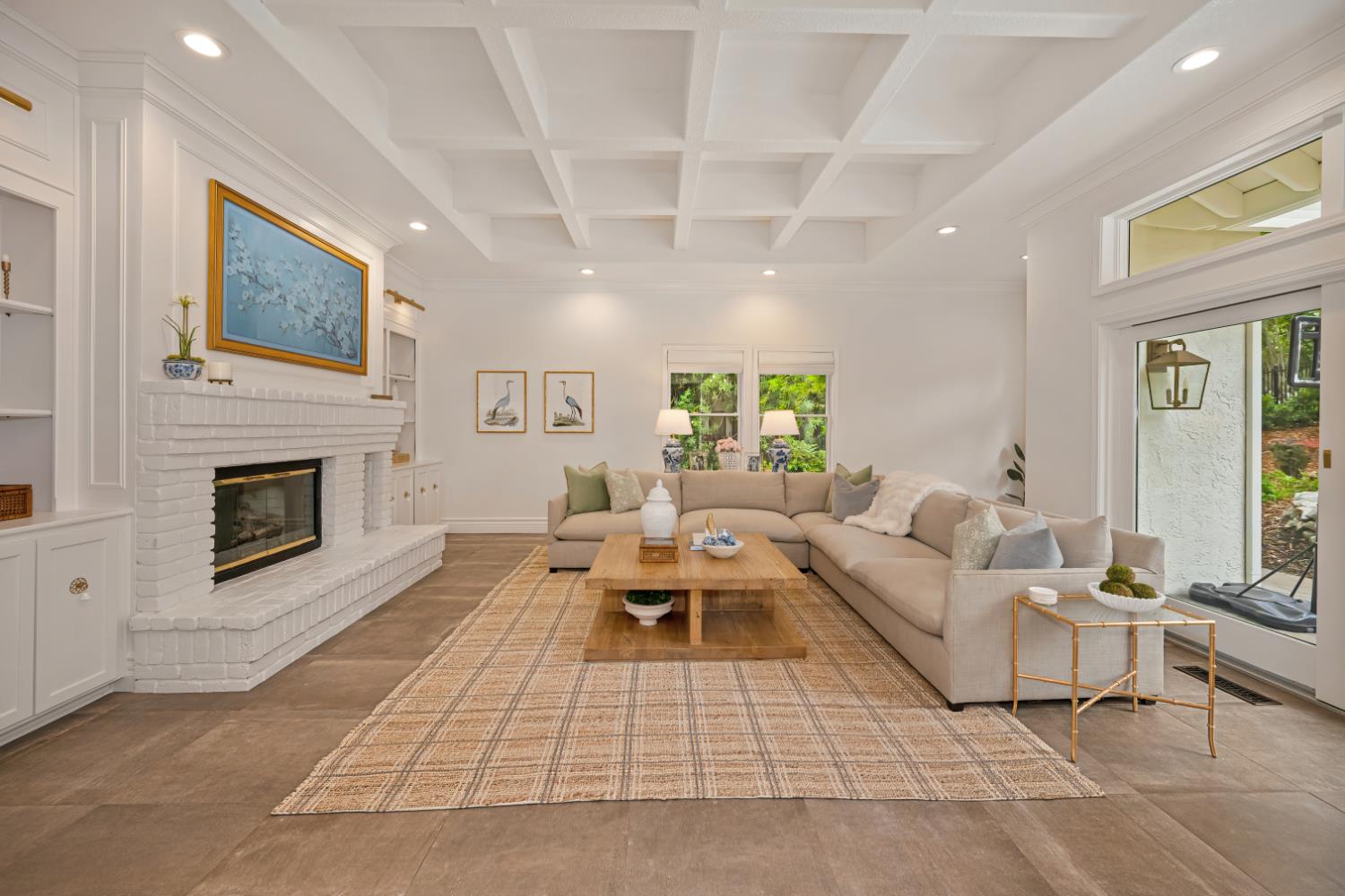 4931 Lexington Circle