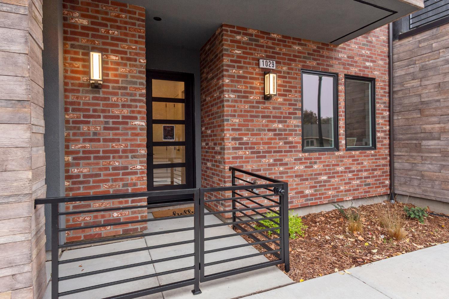 1013 Edwina Justus Lot07