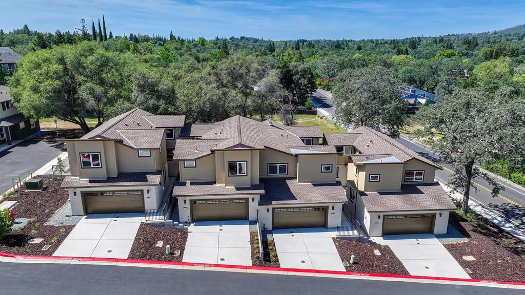 208 Lago Drive A3