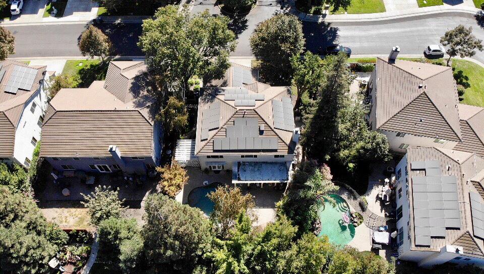 6582 Brook Hollow Circle