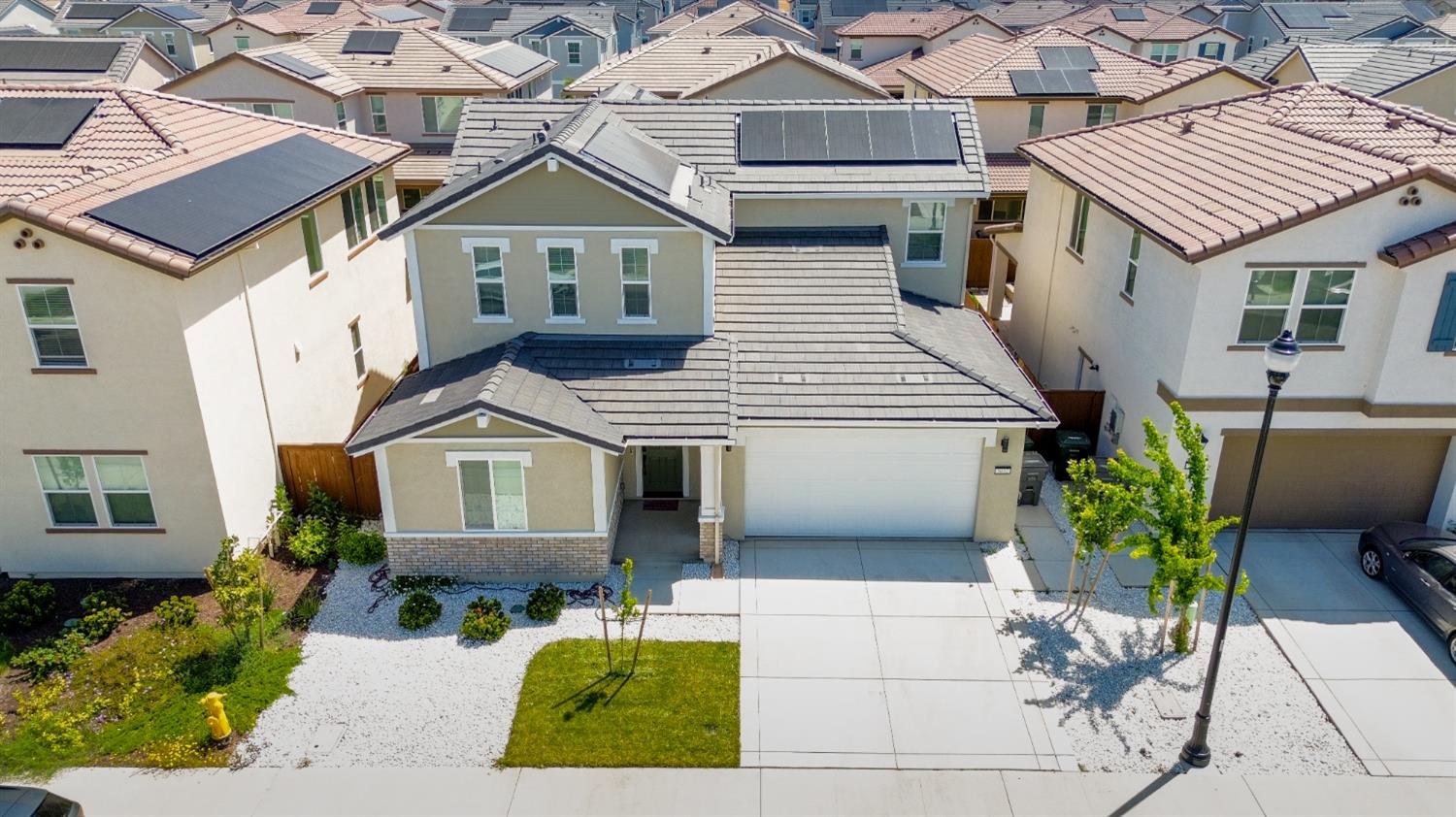 3032 Blackwelder Way