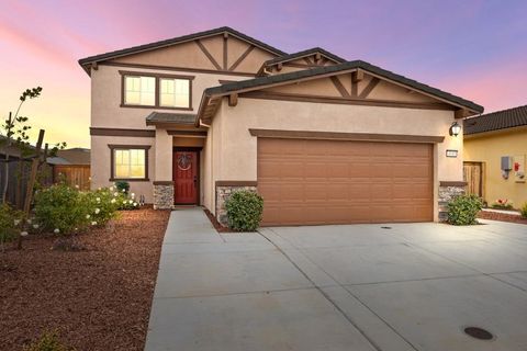 4040 Newmarket St, Roseville, CA 95747 - MLS#: 225018196