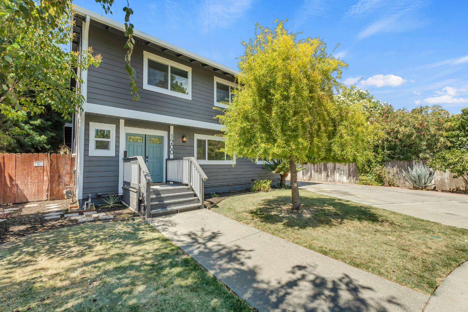 1200 Evergreen Ct