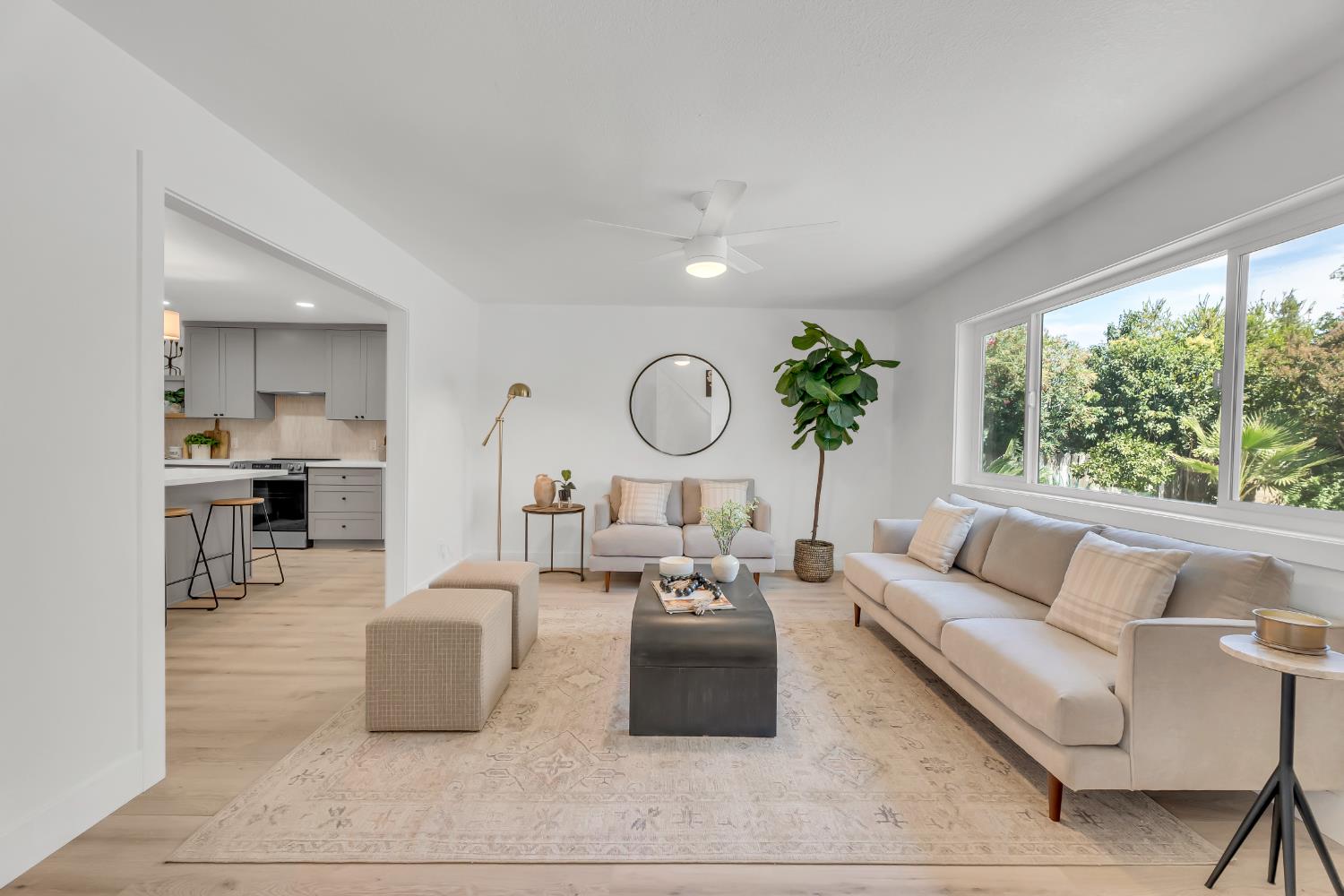 1200 Evergreen Ct