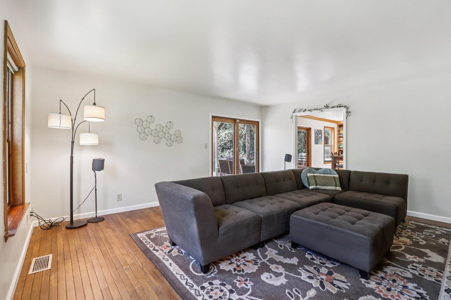 4380 Creekside Drive