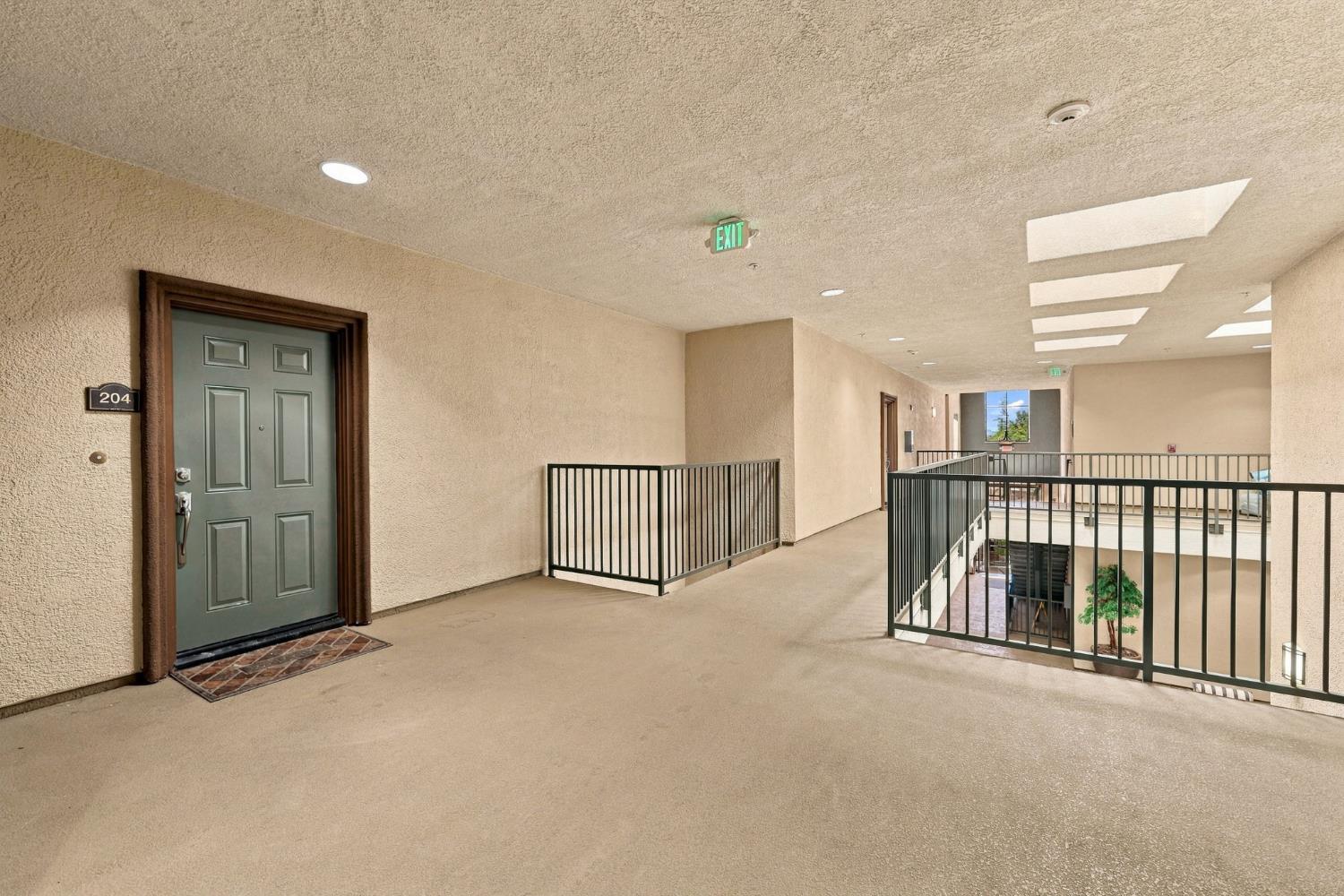 1550 Topanga Lane 204