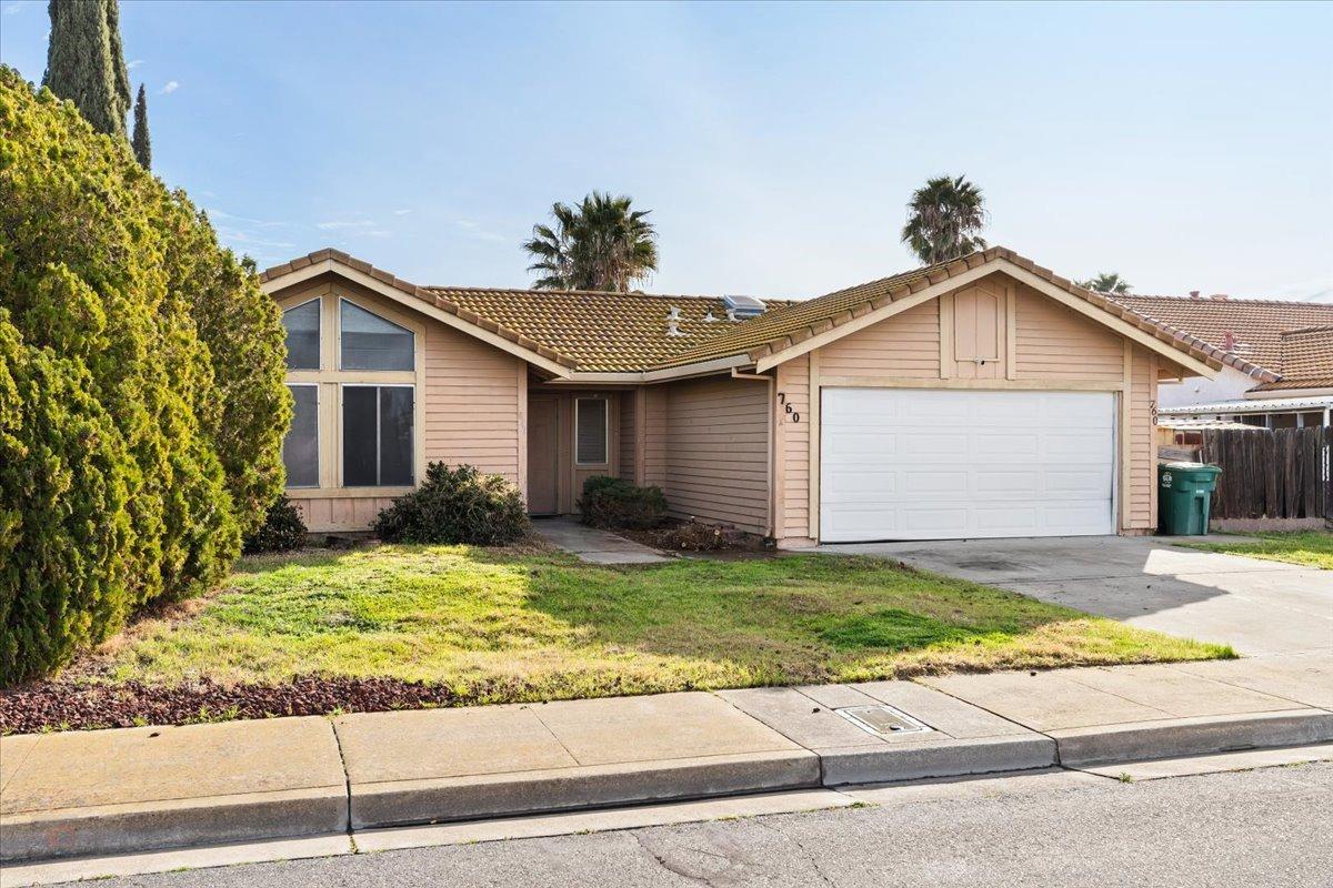 Los Banos, California 93635, United States, 2 Bedrooms Bedrooms, ,2 BathroomsBathrooms,Residential,Pending,4995
