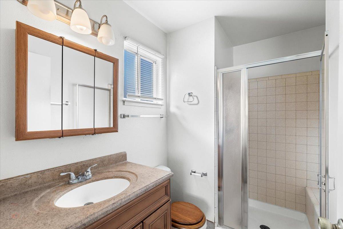 Los Banos, California 93635, United States, 2 Bedrooms Bedrooms, ,2 BathroomsBathrooms,Residential,Pending,4995