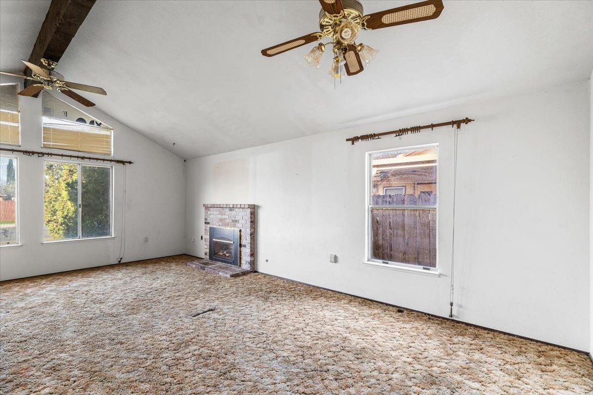 Los Banos, California 93635, United States, 2 Bedrooms Bedrooms, ,2 BathroomsBathrooms,Residential,Pending,4995