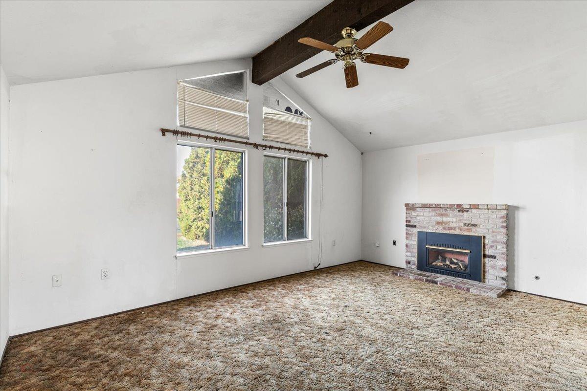 Los Banos, California 93635, United States, 2 Bedrooms Bedrooms, ,2 BathroomsBathrooms,Residential,Pending,4995