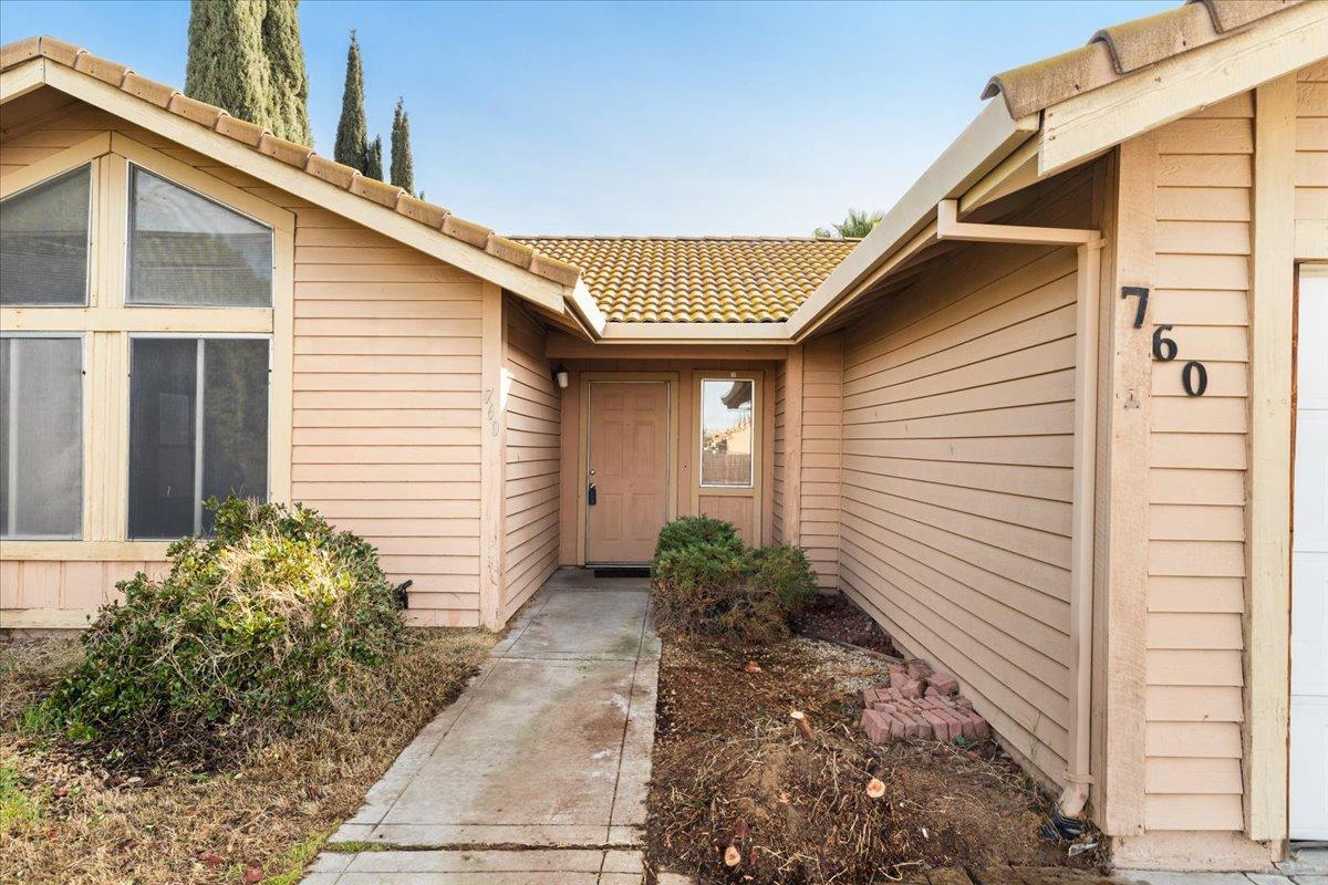 Los Banos, California 93635, United States, 2 Bedrooms Bedrooms, ,2 BathroomsBathrooms,Residential,Pending,4995