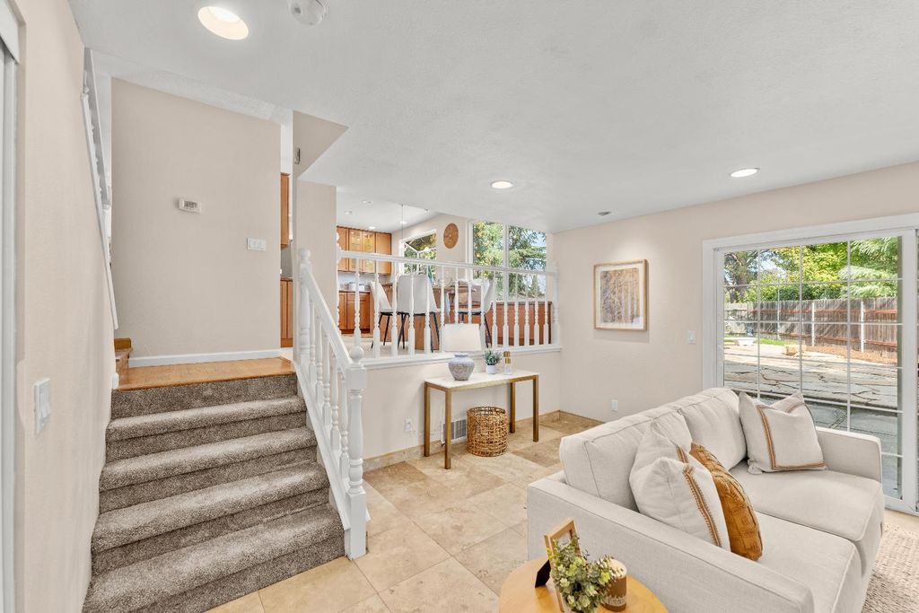 Photo of 8129 S English Oak Way, Citrus Heights, CA 95610 (MLS # 226007098)