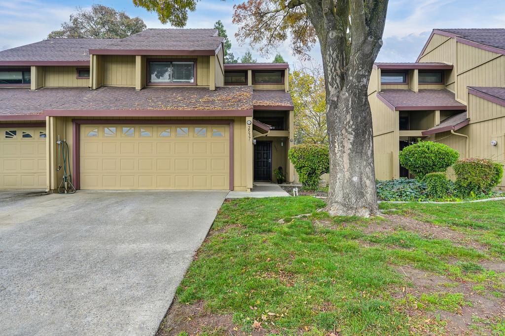 2537 Higgins Road