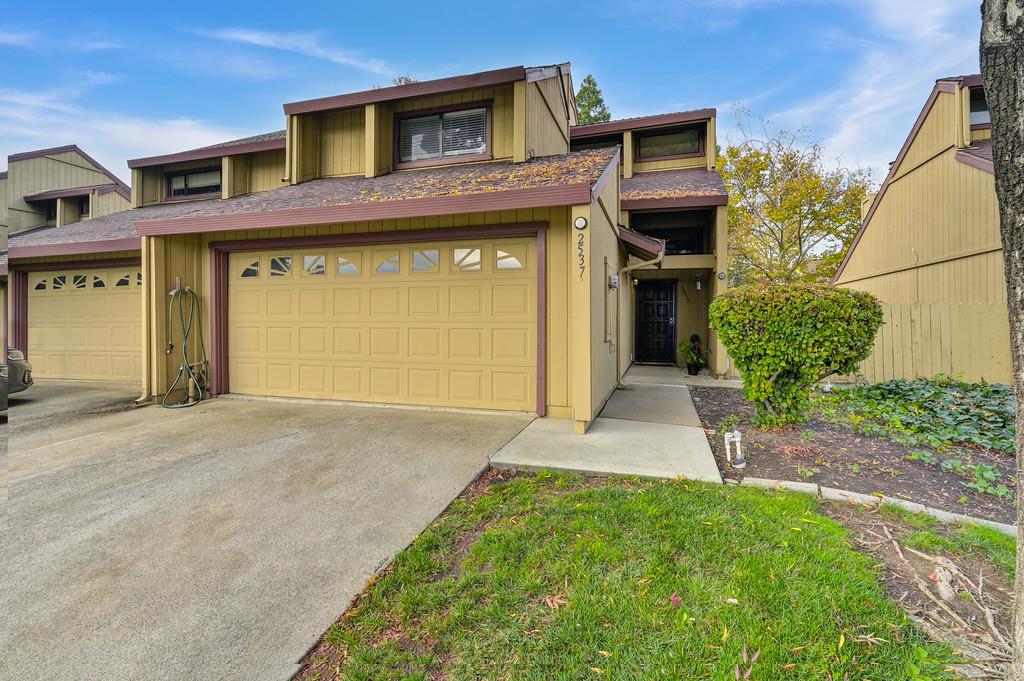 2537 Higgins Road