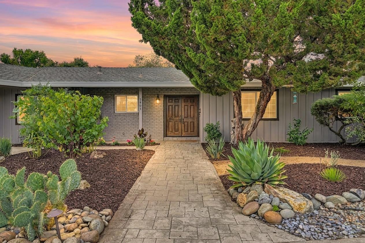 3901 Hancock Drive