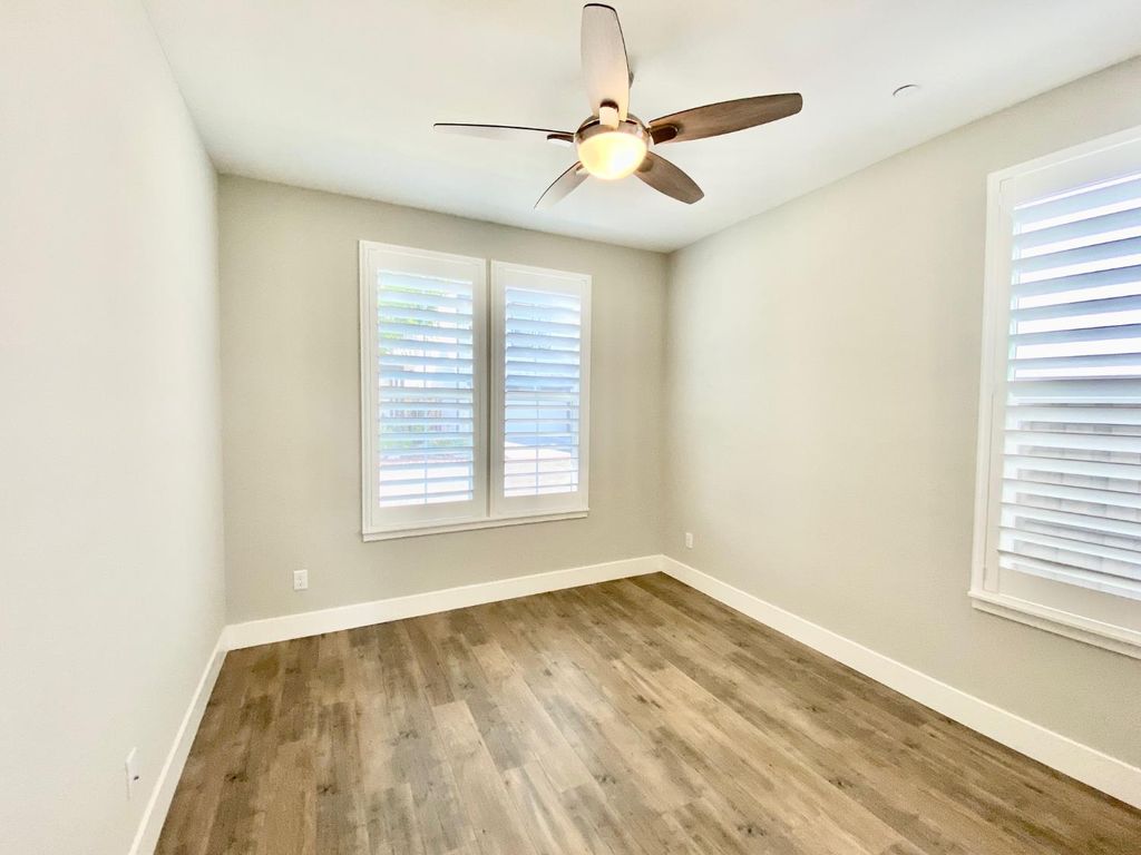 Photo of 784 Farmhouse Way, Folsom, CA 95630 (MLS # 226035202)