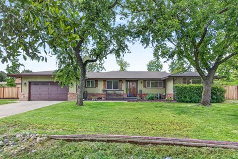 6187 Del Oro Road Granite Bay CA 95746