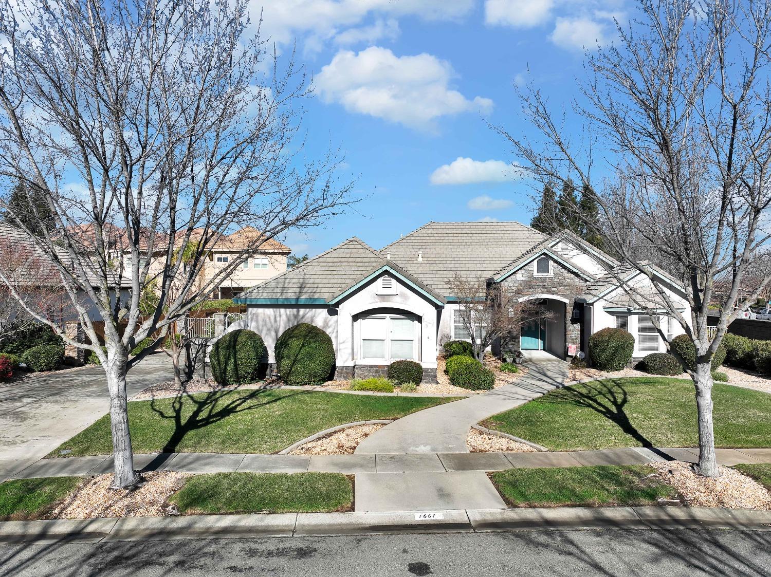 1661 Regency Way

                                                                             Yuba City                                

                                    , CA - $798,900