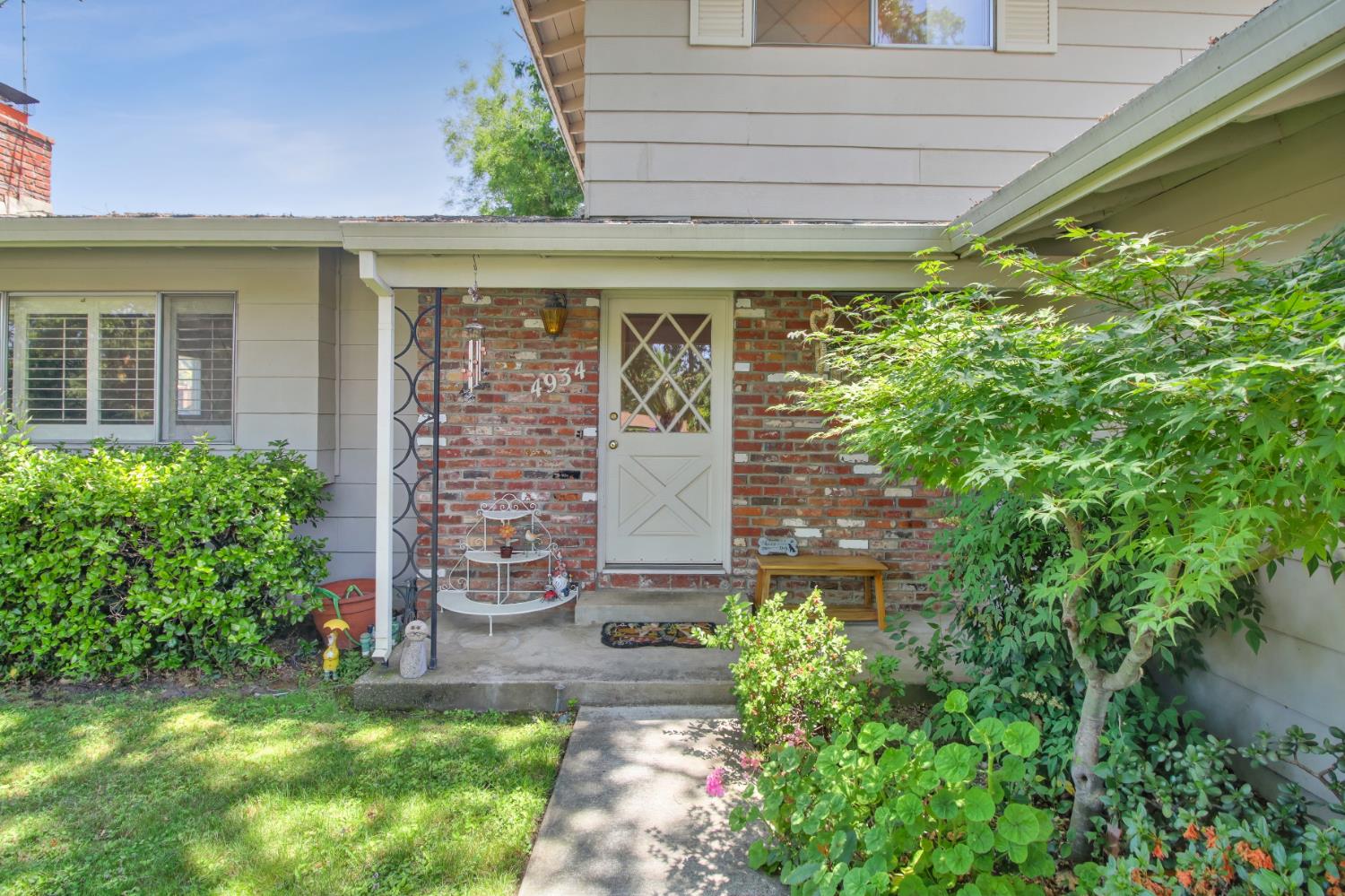 4934 Huntridge Lane