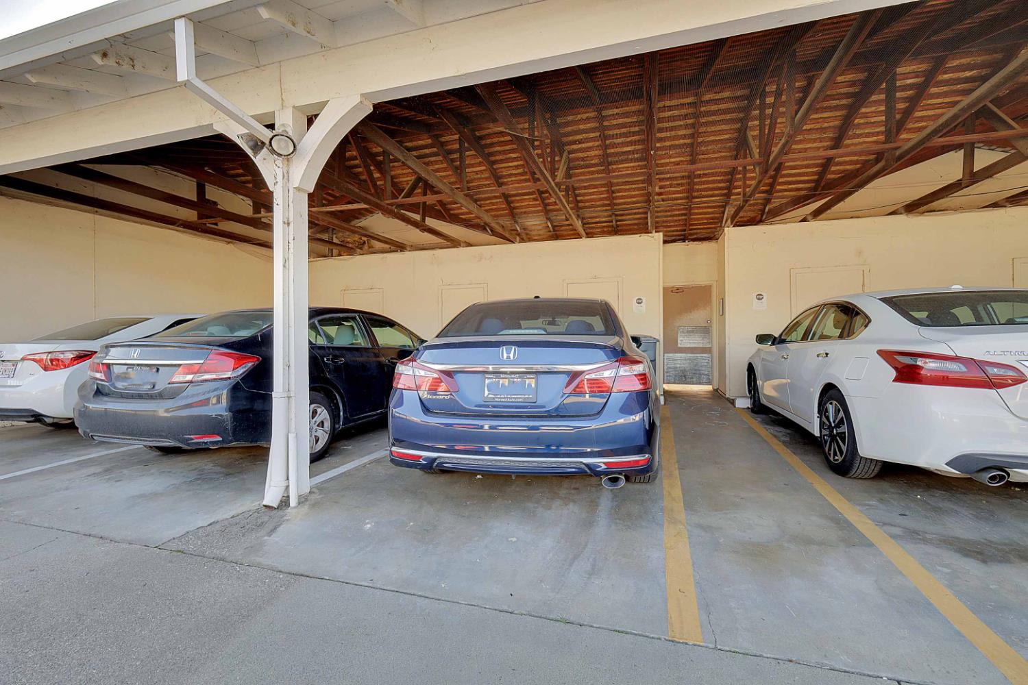 1721 Ramirez Street 8