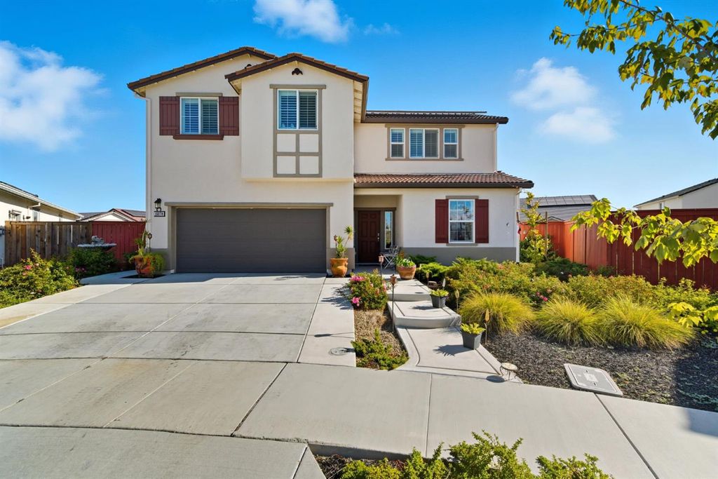 Photo of 15578 Kellogg Creek Court, Lathrop, CA 95330 (MLS # 225127848)