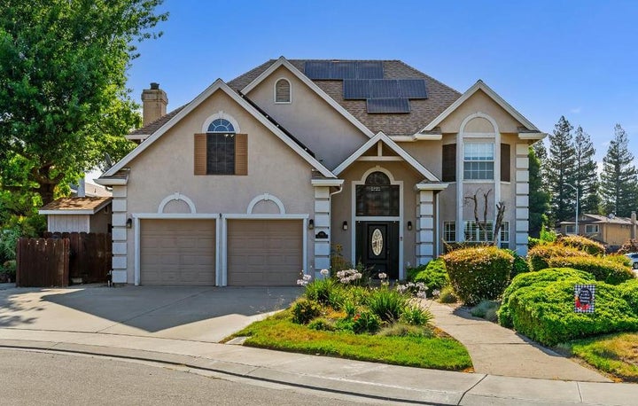 Photo 1 of 43 — 966 Shelly Court, Ripon, CA 95366