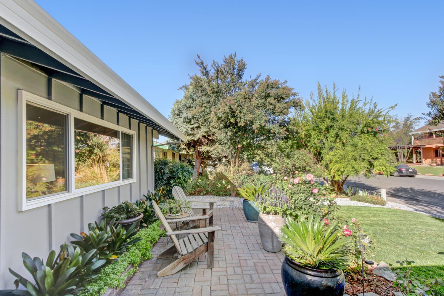 3422 Breton Avenue