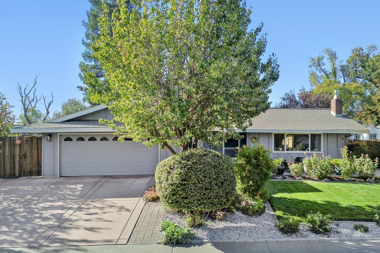 3422 Breton Avenue