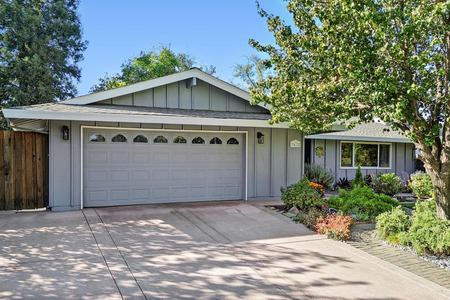 3422 Breton Avenue
